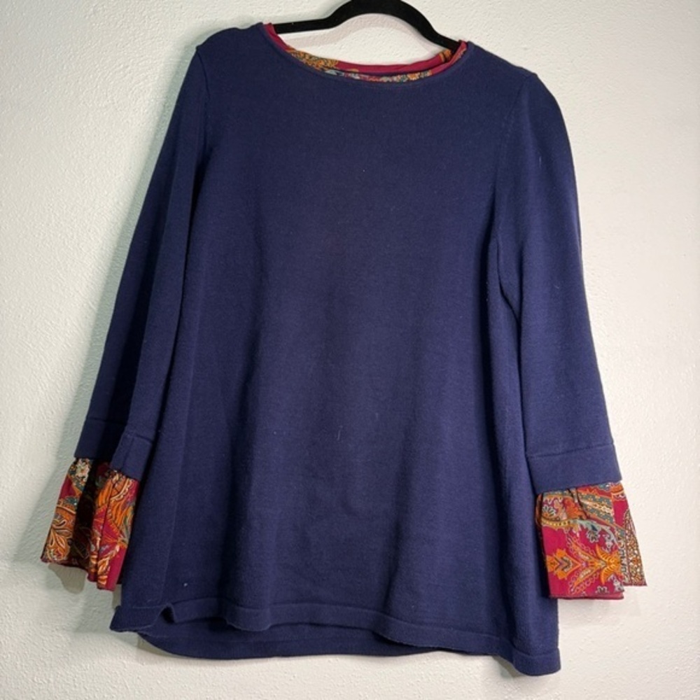 Chico’s Women’s Navy Long-Sleeve Top with Red Paisley Cuff Detail. Sz 2 LARGE.